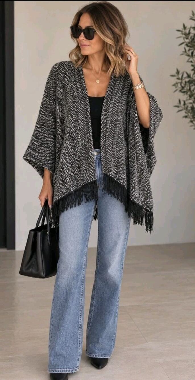 Weave of the Irish Handcrafted Wrap Poncho Cape Slubby Wool Blend Fringe Ireland